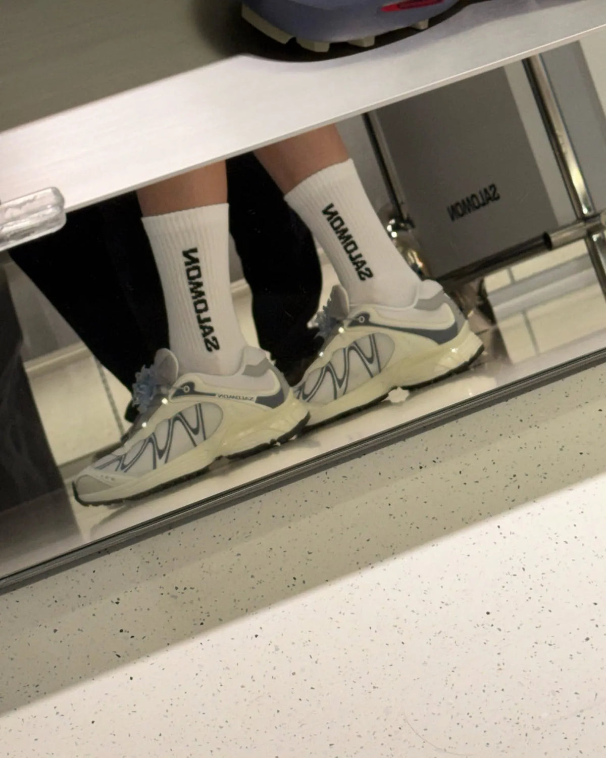 [JISOO PICK] Salomon XT-Whisper Vanilla Ice / White / Grisaille
