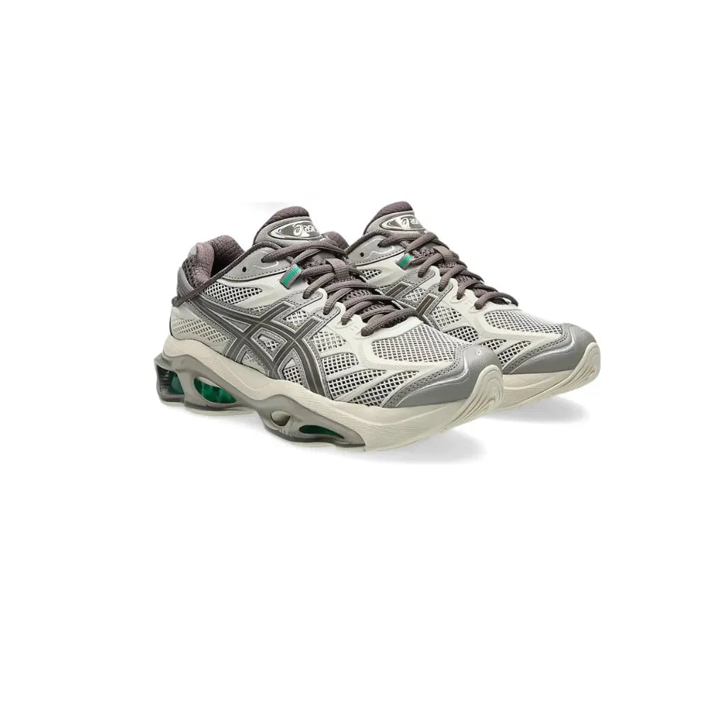 ASICS GEL-KINETIC 2.0 in Cocoa Powder / Oatmeal