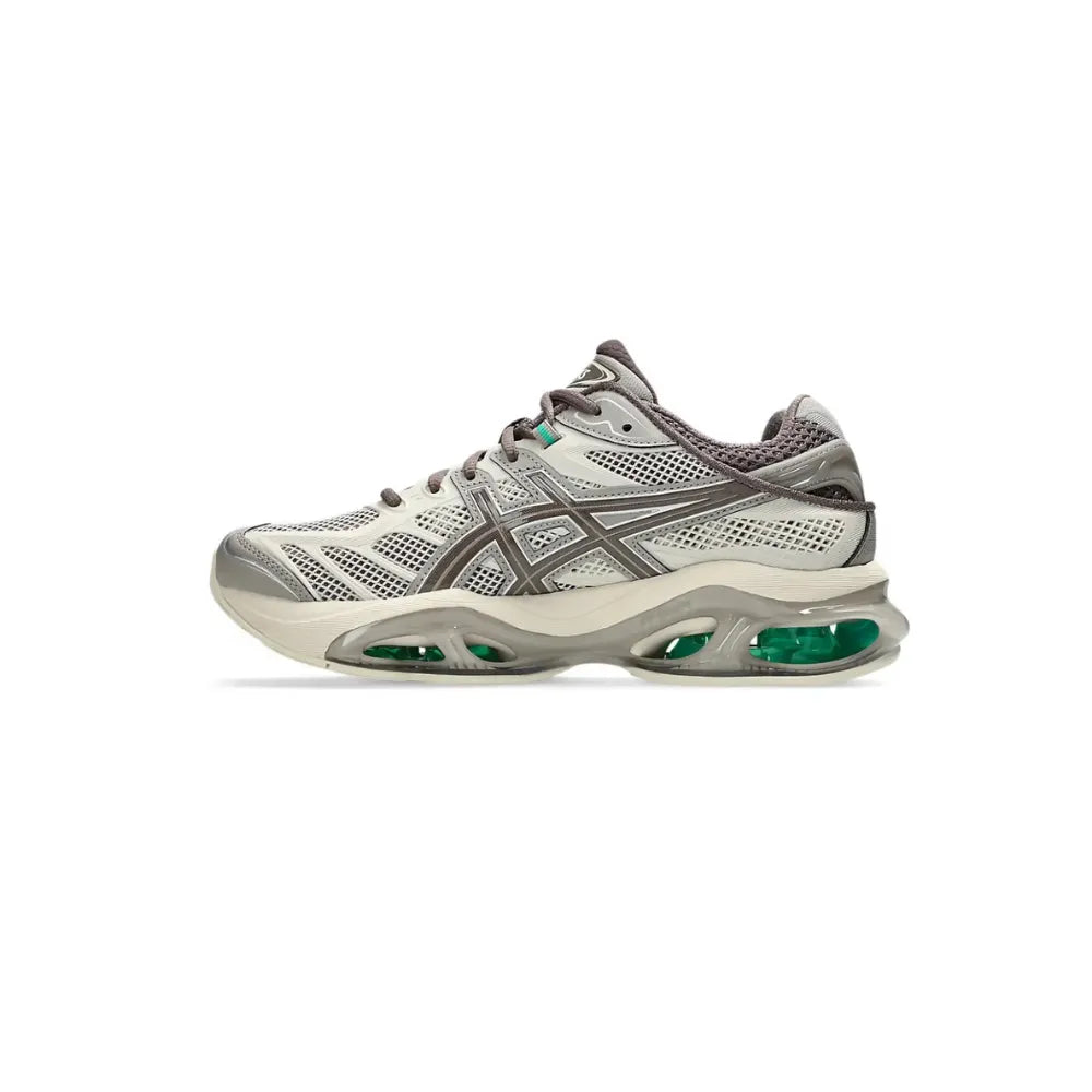 ASICS GEL-KINETIC 2.0 in Cocoa Powder / Oatmeal side view
