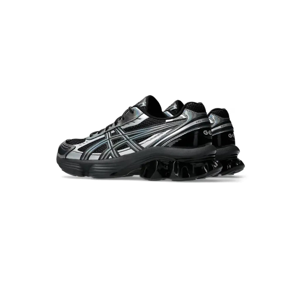 Heel view of ASICS GEL-KINETIC FLUENT in Black / Graphite Grey