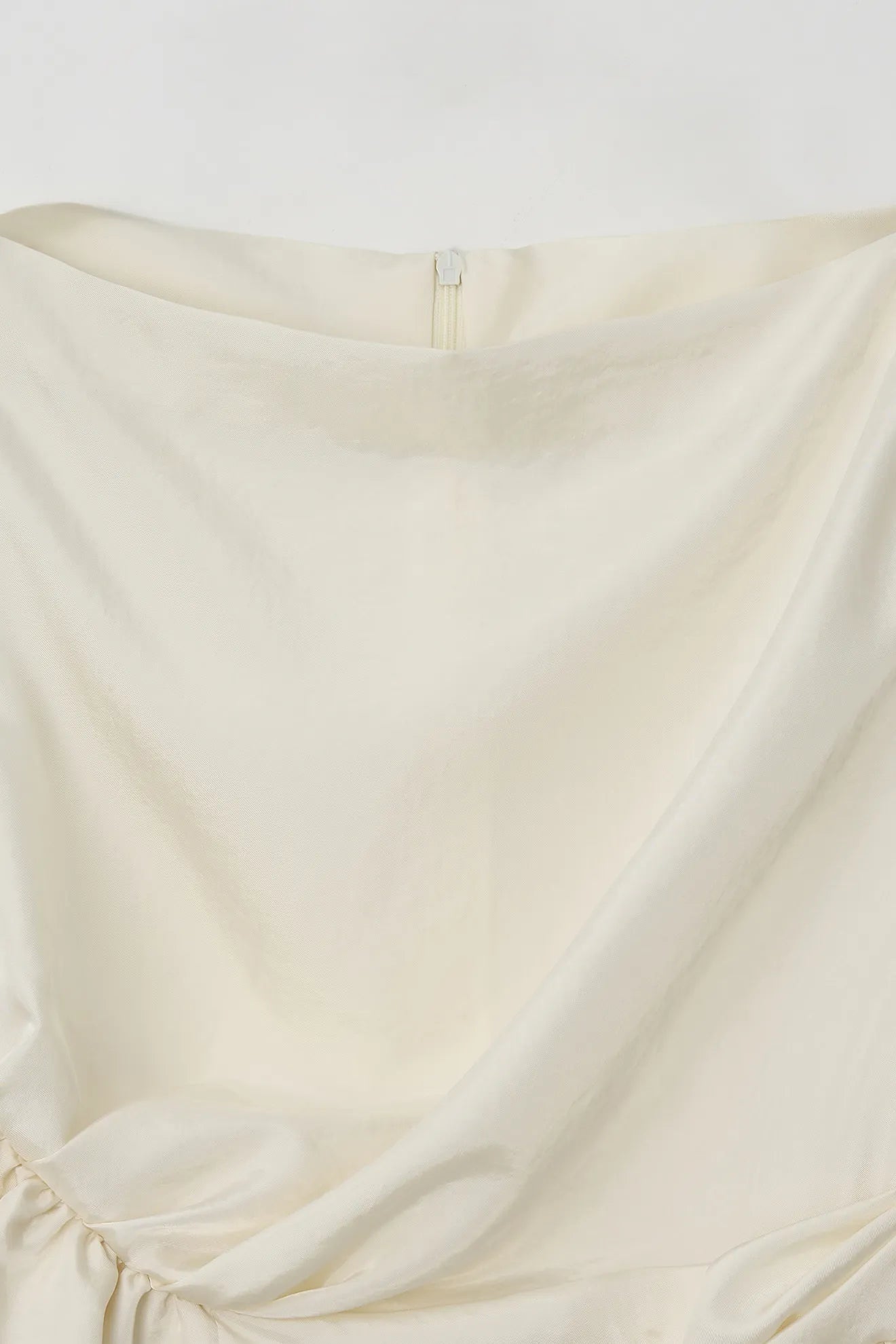 Draped detail of Atelier Edition Sleeveless Flounce Blouse Cream
