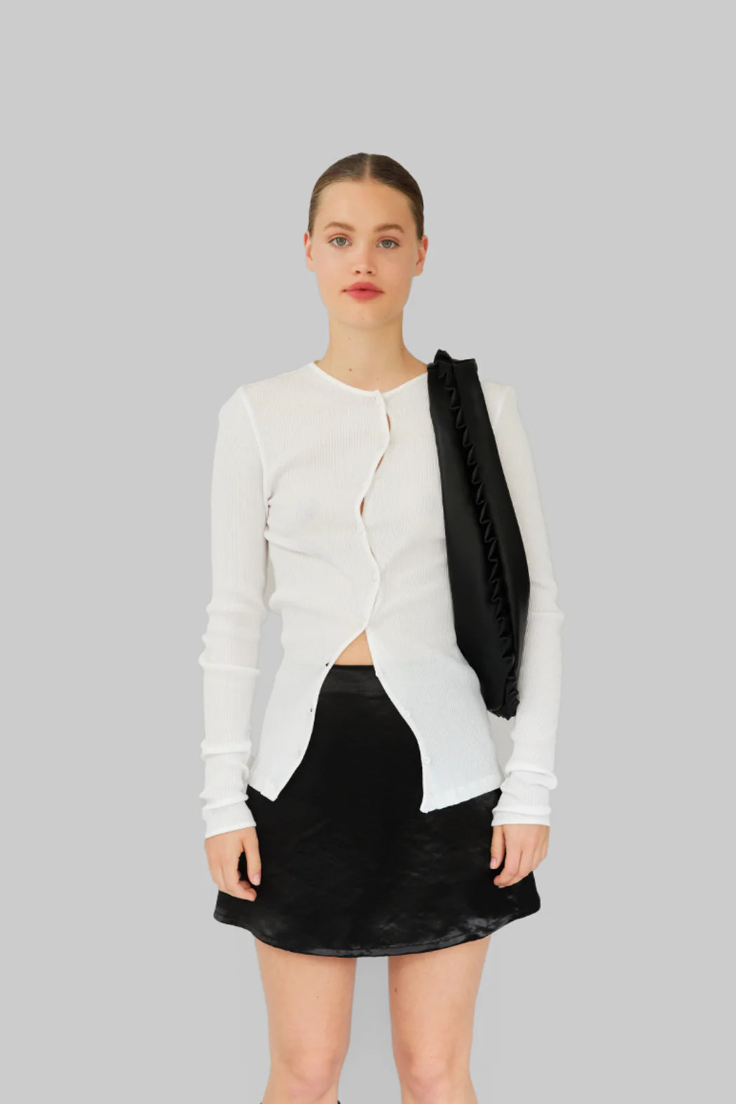 เสื้อครอป CLAIRE ไร้ตะเข็บ - สีขาว