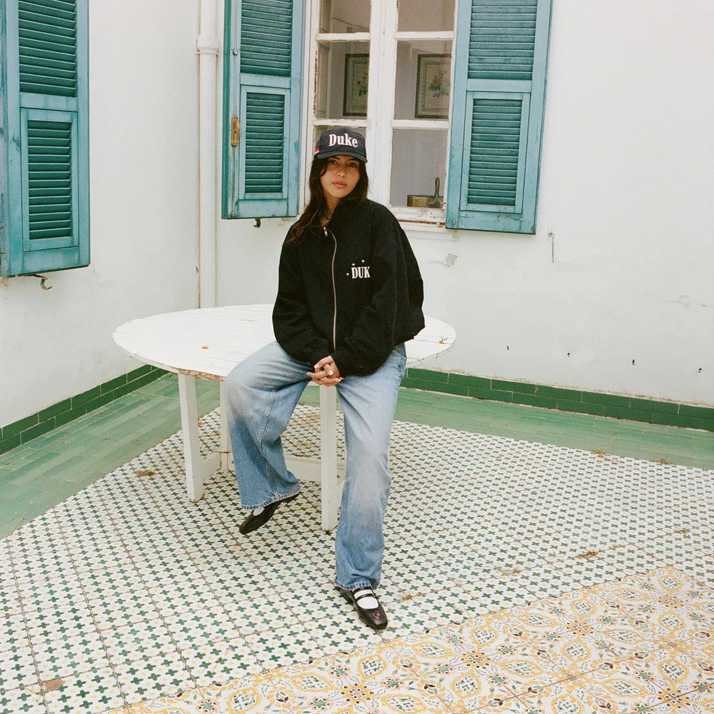 Model styling Duke + Dexter Duke Black Cap