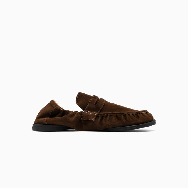 Foot Industry The Easy Loafer Demitasse suede loafers side view