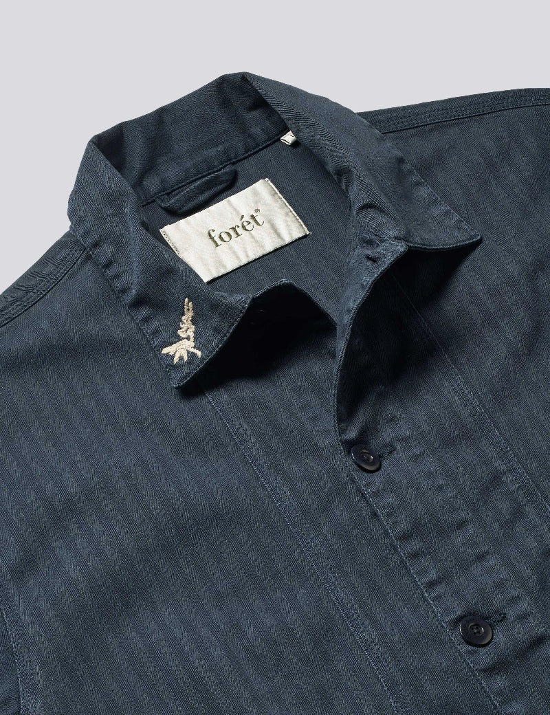 Collar detail of Foret Berry Herringbone Embroidery Overshirt in Navy