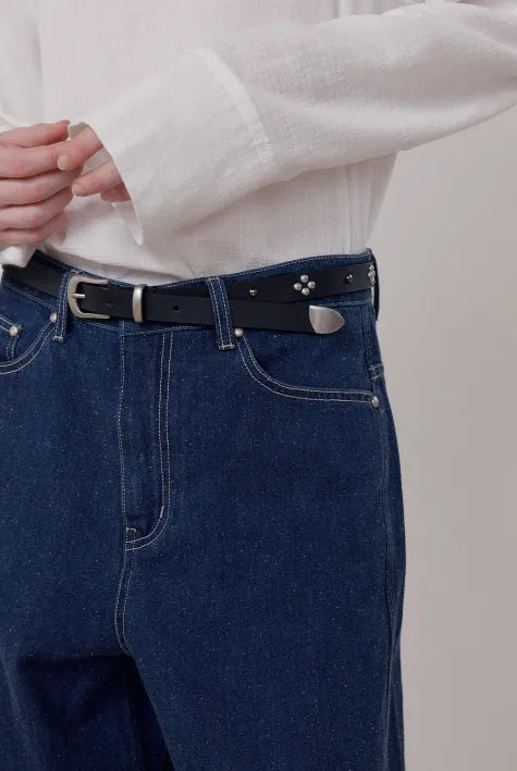 Buckle detail of FRITUR Stud Leather Belt in Black