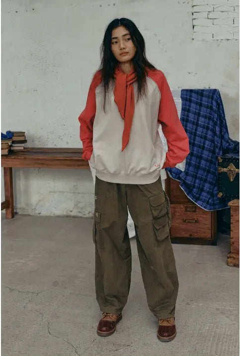 Model wearing FRITUR The KYOTO Cargo Pants in Khaki