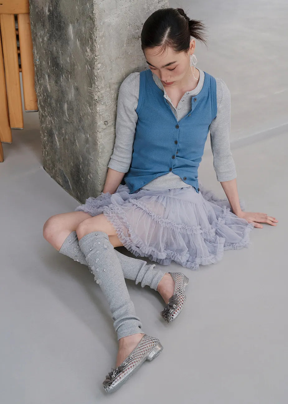 Model wearing Heavenly Jelly Allure Glitter Silver shoes