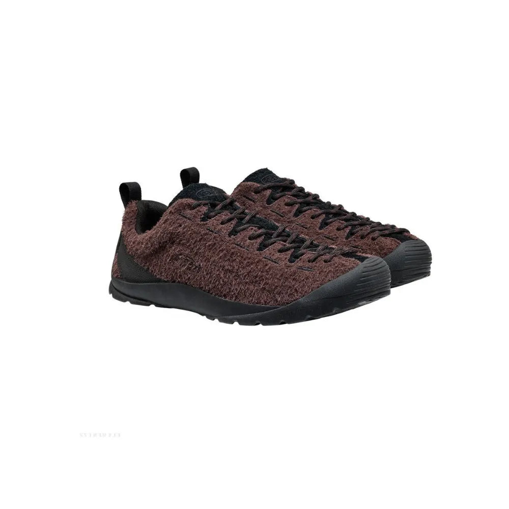 KEEN Men’s Jasper sneakers in Java Black front angle view