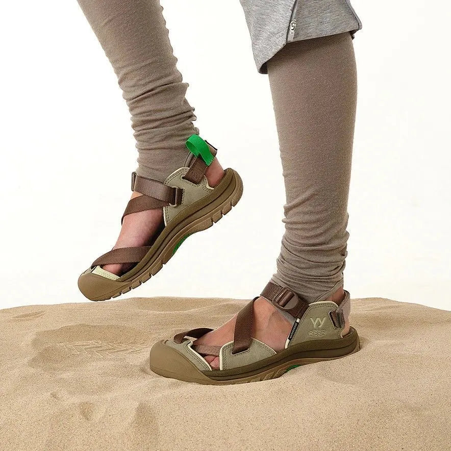 Model wearing KEEN x OPEN YY Zerraport Women’s sandals in Seneca Rock