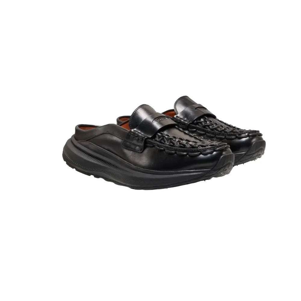 KEEN UNEEK Mule WK Black Black front angled view