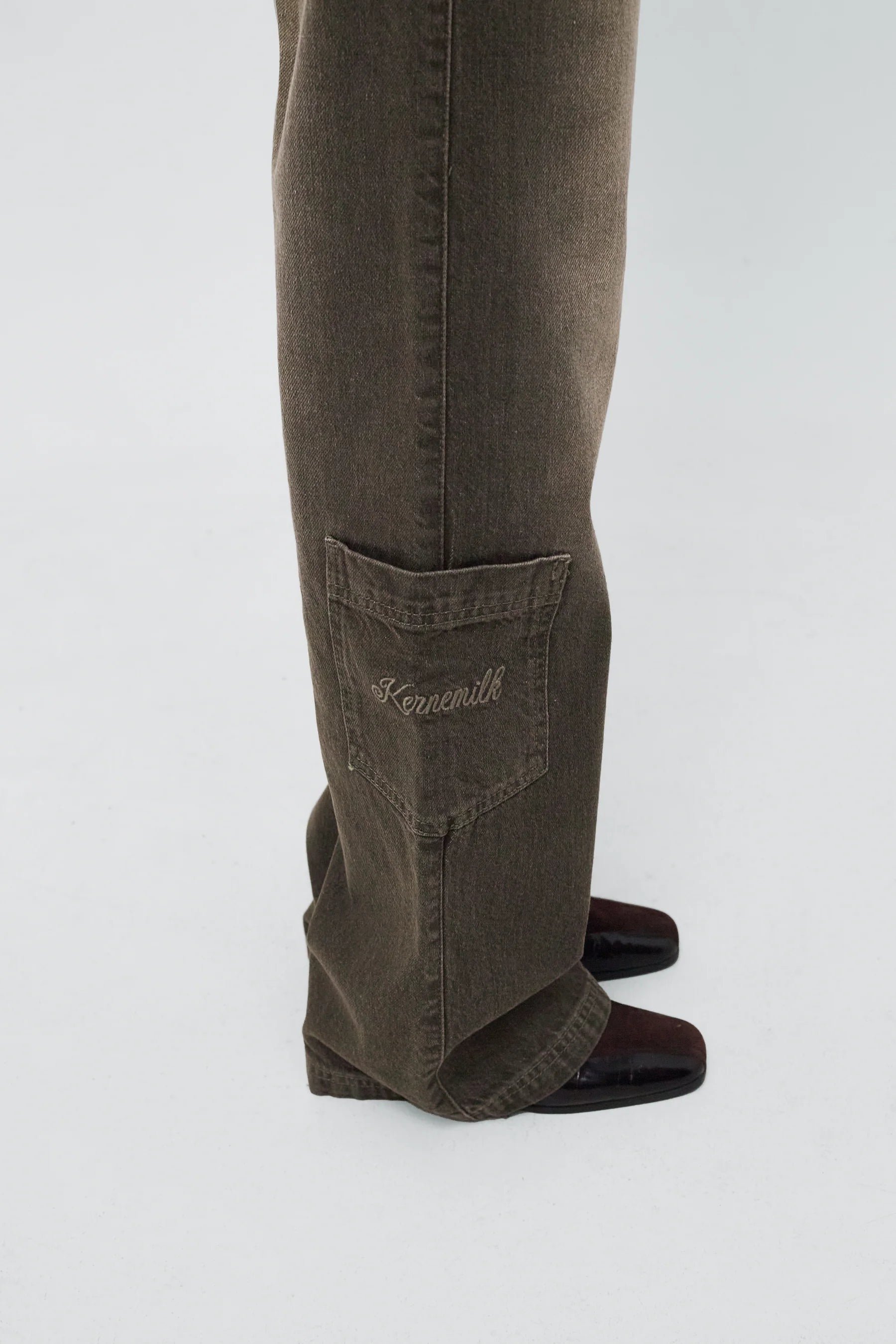 Side detail of Kernemilk Mia Jeans in Dusty Green