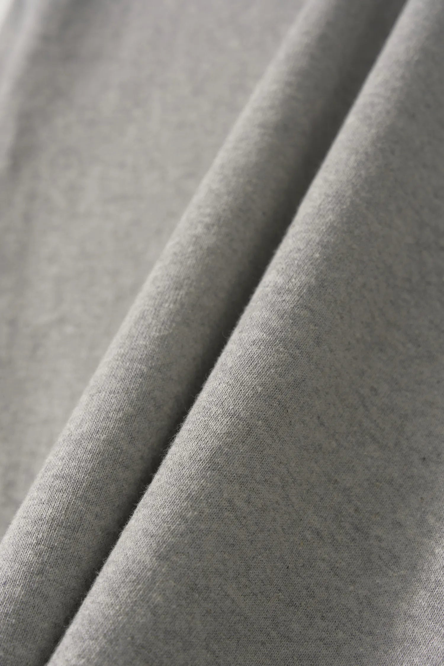 Nothing Written 90s V-Neck T-Shirt Gray cotton fabric detail