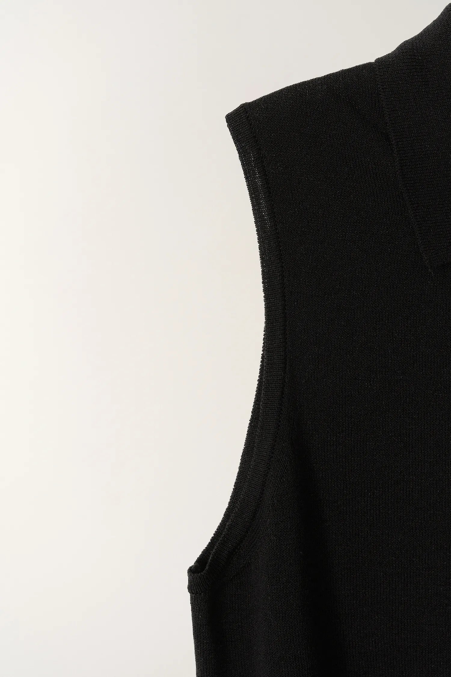 Nothing Written Lash Sleeveless Knit Top Black armhole detail