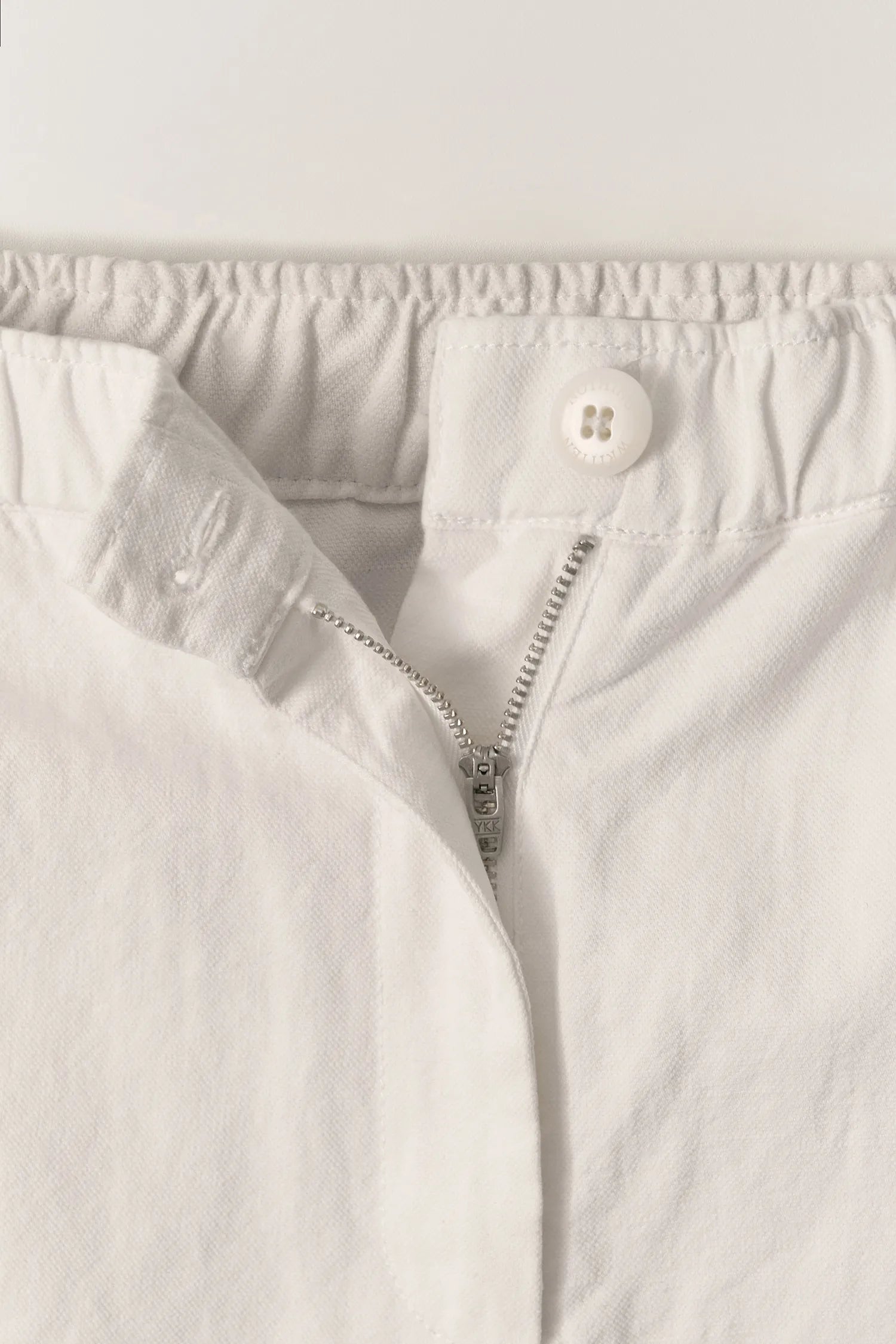 Nothing Written Pale Linen Banding Pants White button zip closure detail