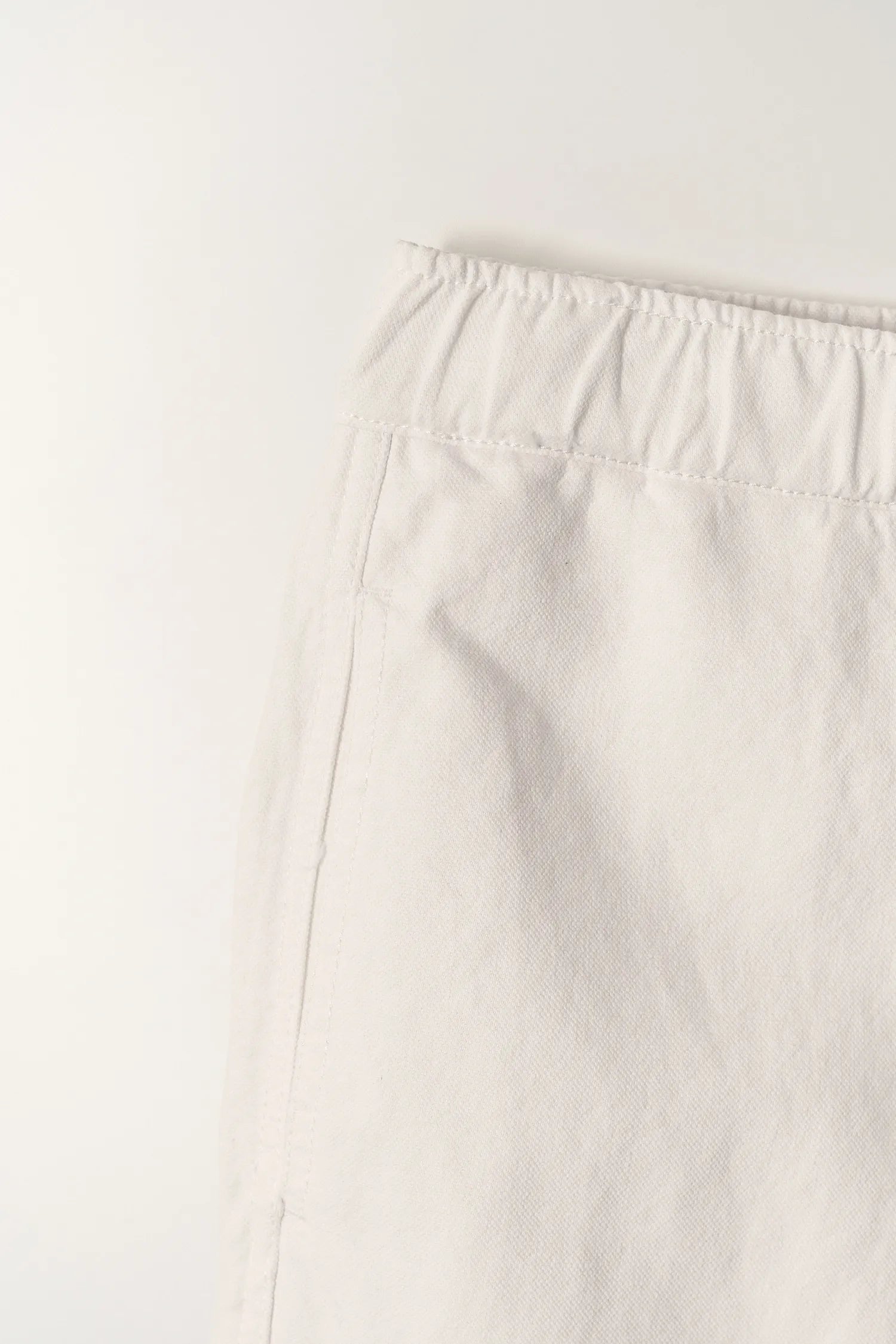 Nothing Written Pale Linen Banding Pants White elastic waistband detail