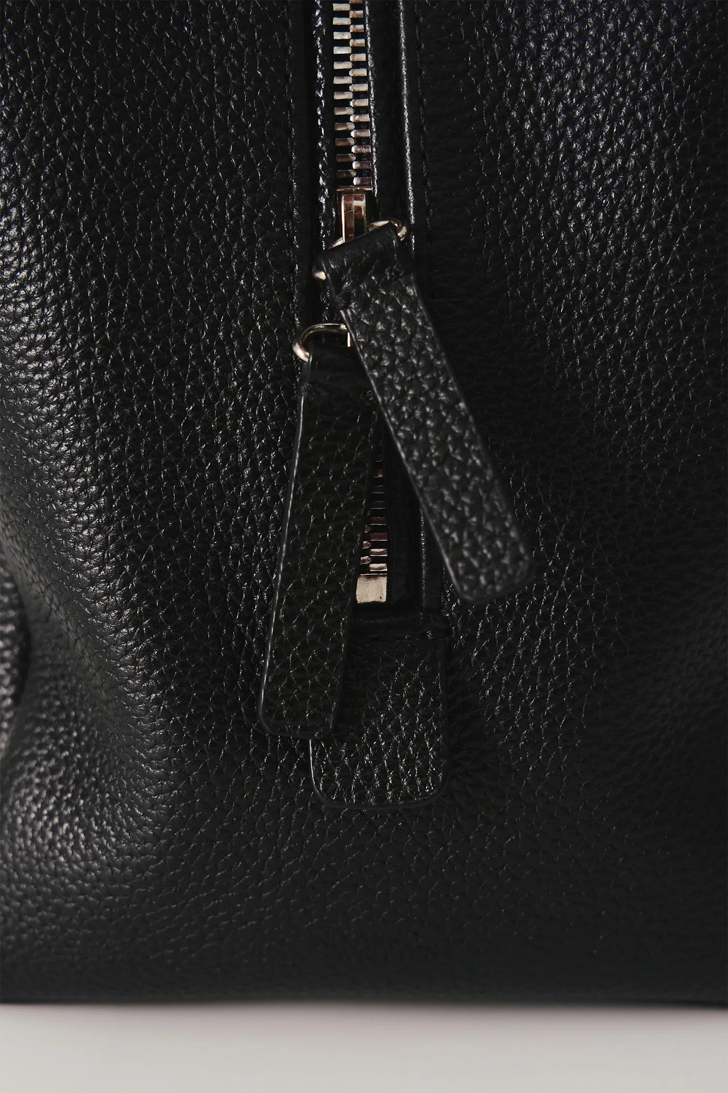 Nothing Written Pocket Shoulder Bag Black zipper detail