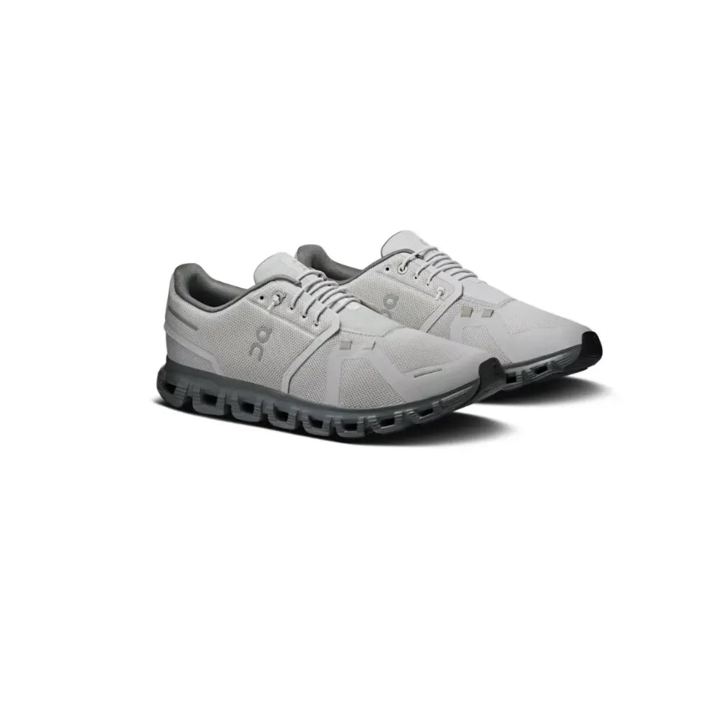 On Cloud 6 men's running shoes in Wolf Rock front angle view