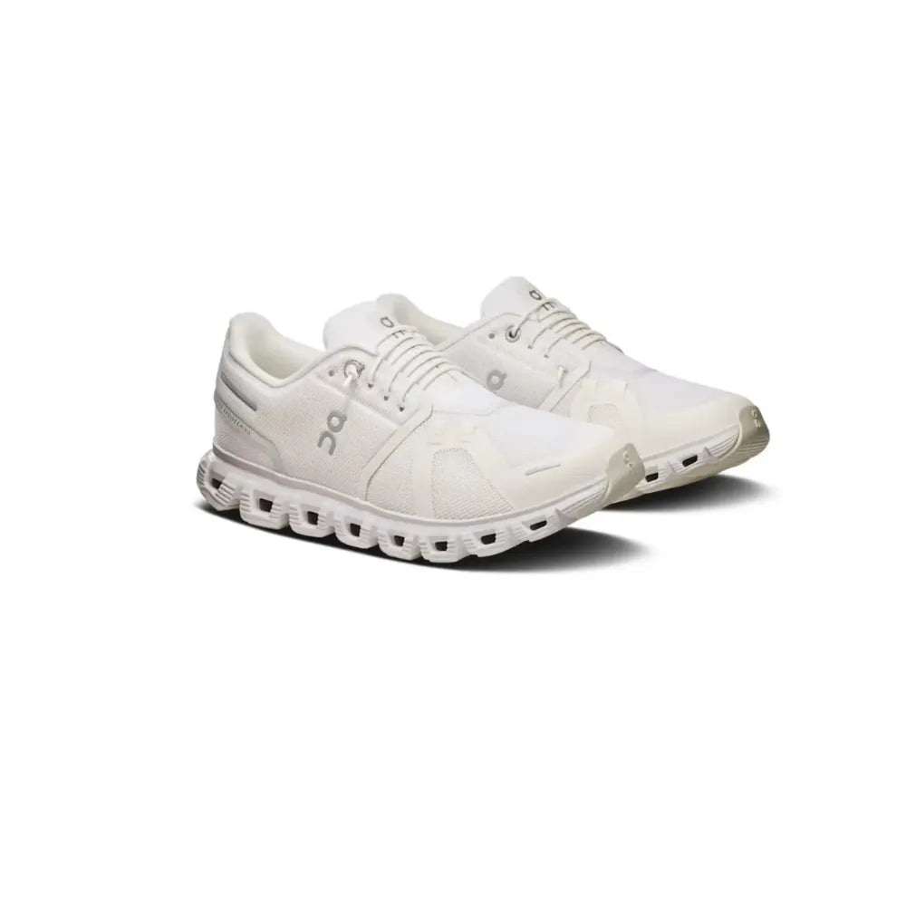 On Cloud 6 White White pair view