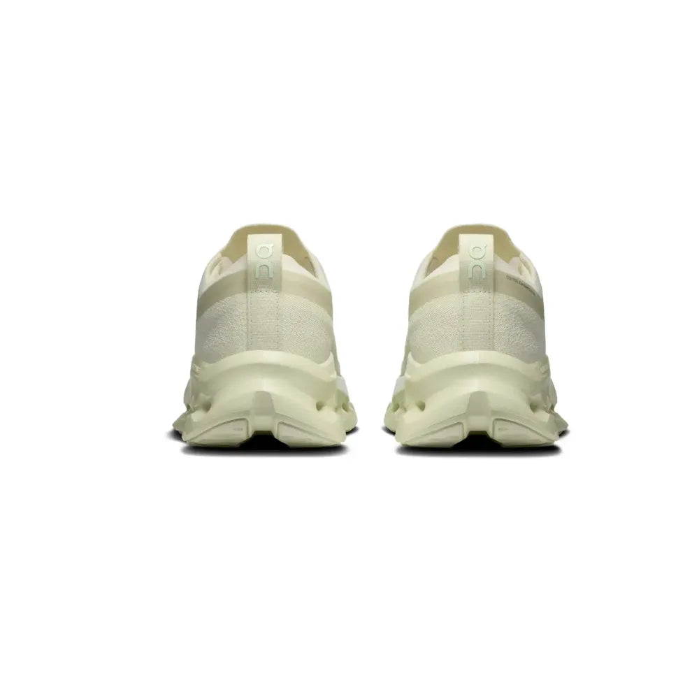 On Cloudtilt Moon Women's Haze Haze sneakers heel view