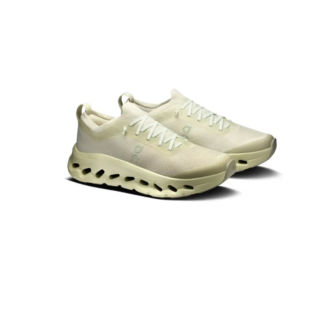 On Cloudtilt Moon Women's Haze Haze sneakers front angled view