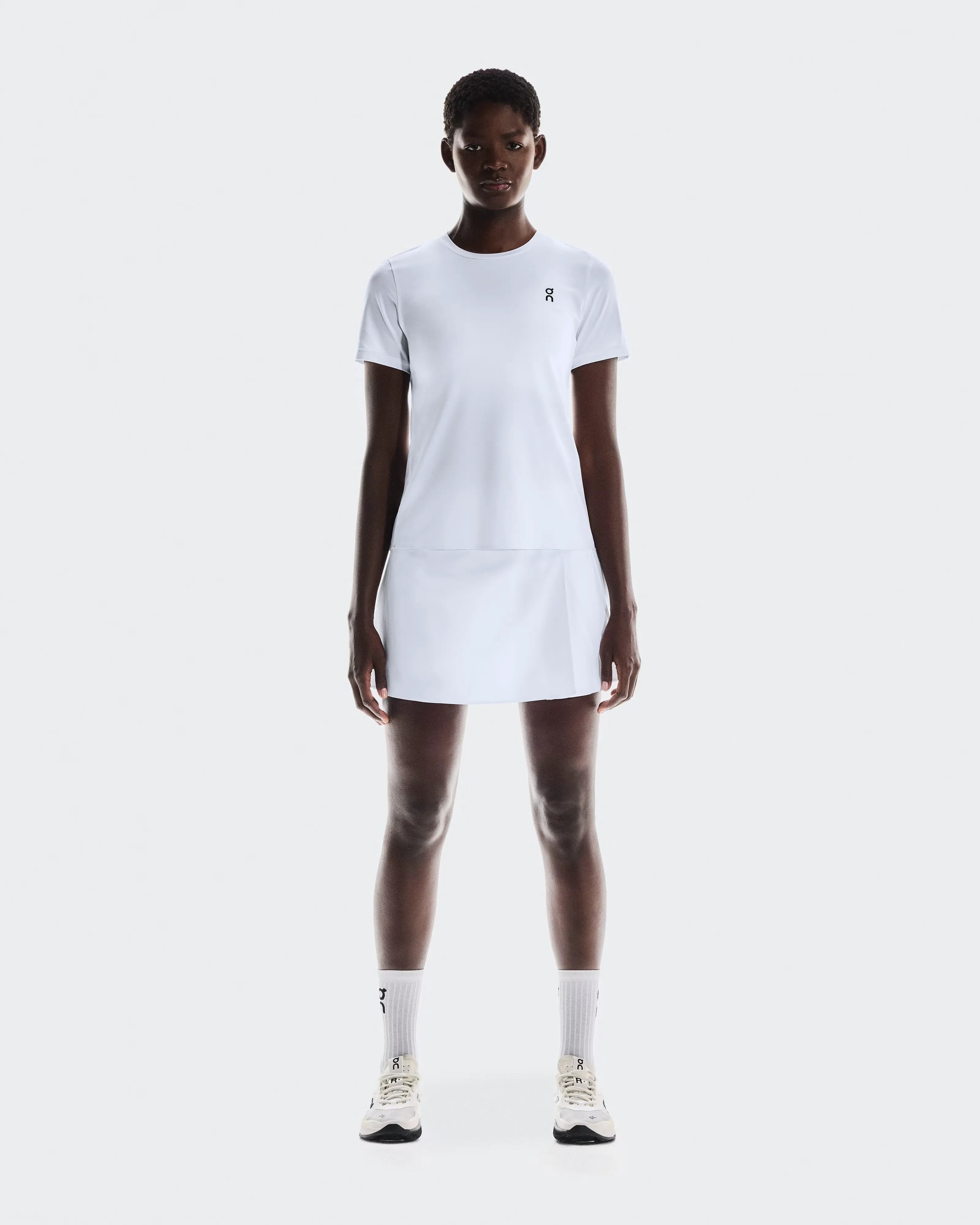 On Running Court Skirt Pleated White pleated side detail