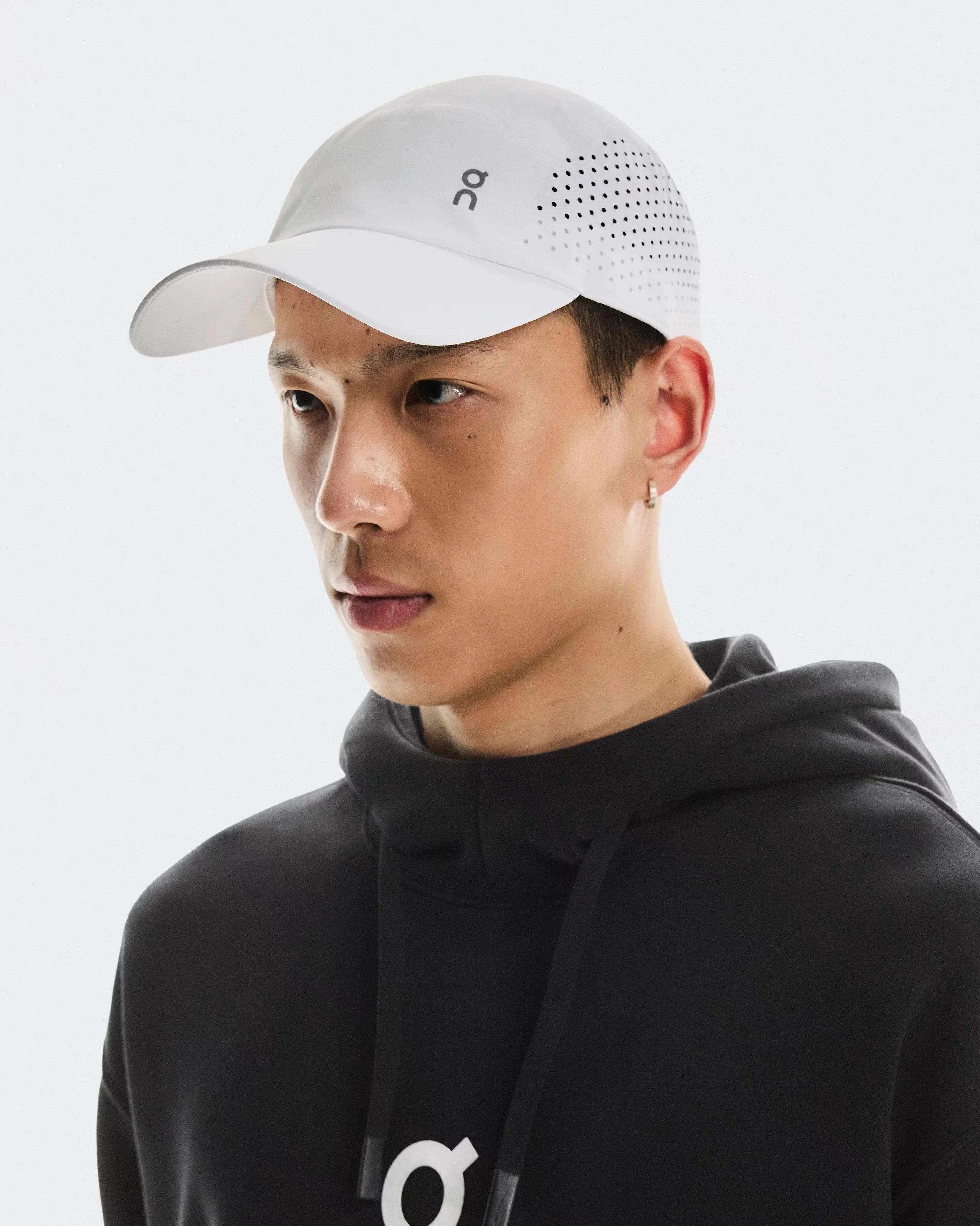 Model wearing On Lightweight Cap White front view