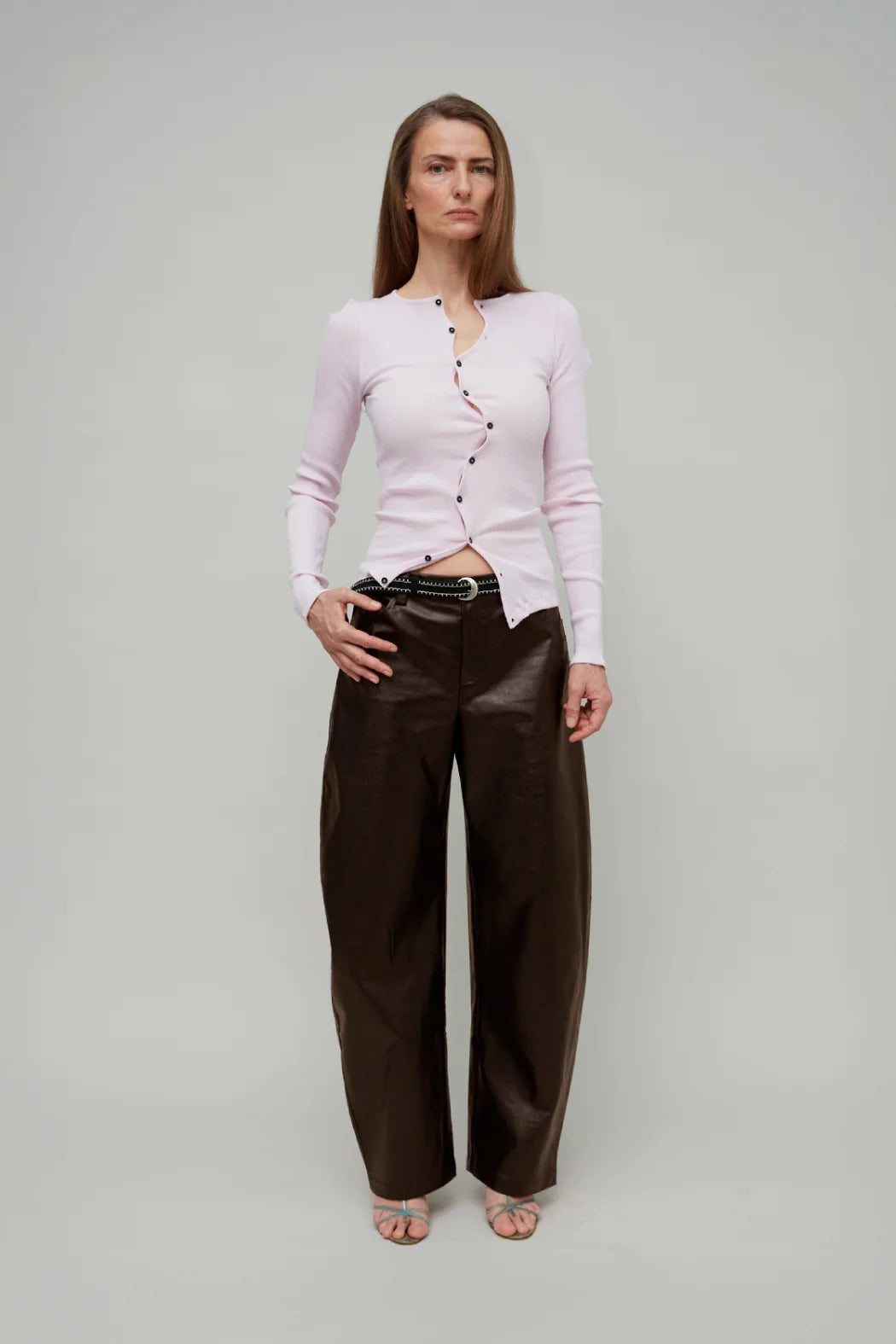 OpéraSPORT Claire Seamless Cardigan in Pink worn.