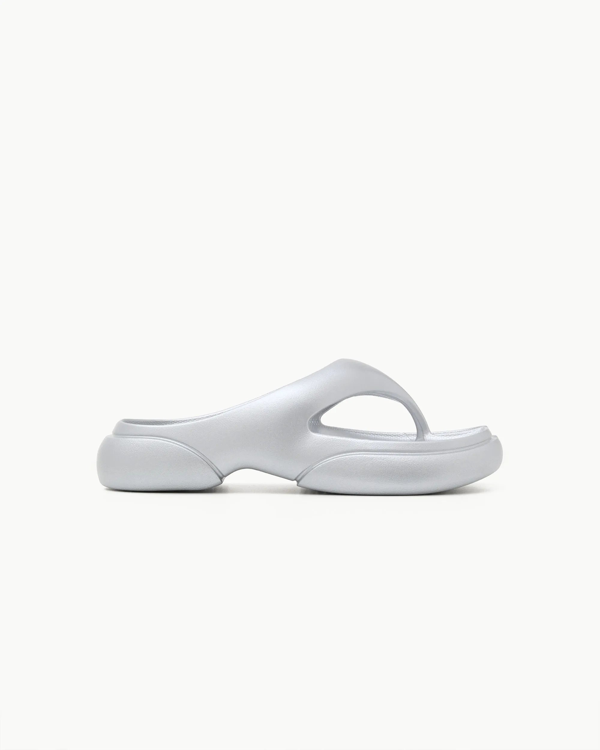 Side view of PAES Flipflop 02 in Silver
