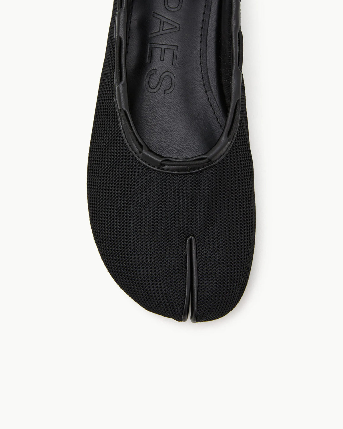 PAES Mesh Air String Flat Black | LAY Bangkok. PAES Mesh Air String Flat Black | LAY Bangkok.