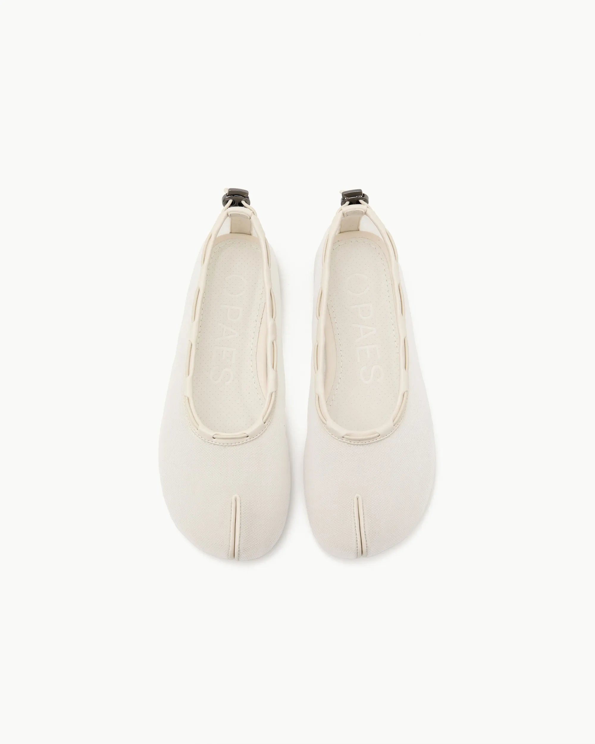 Top view of PAES Mesh Air String Flat in White