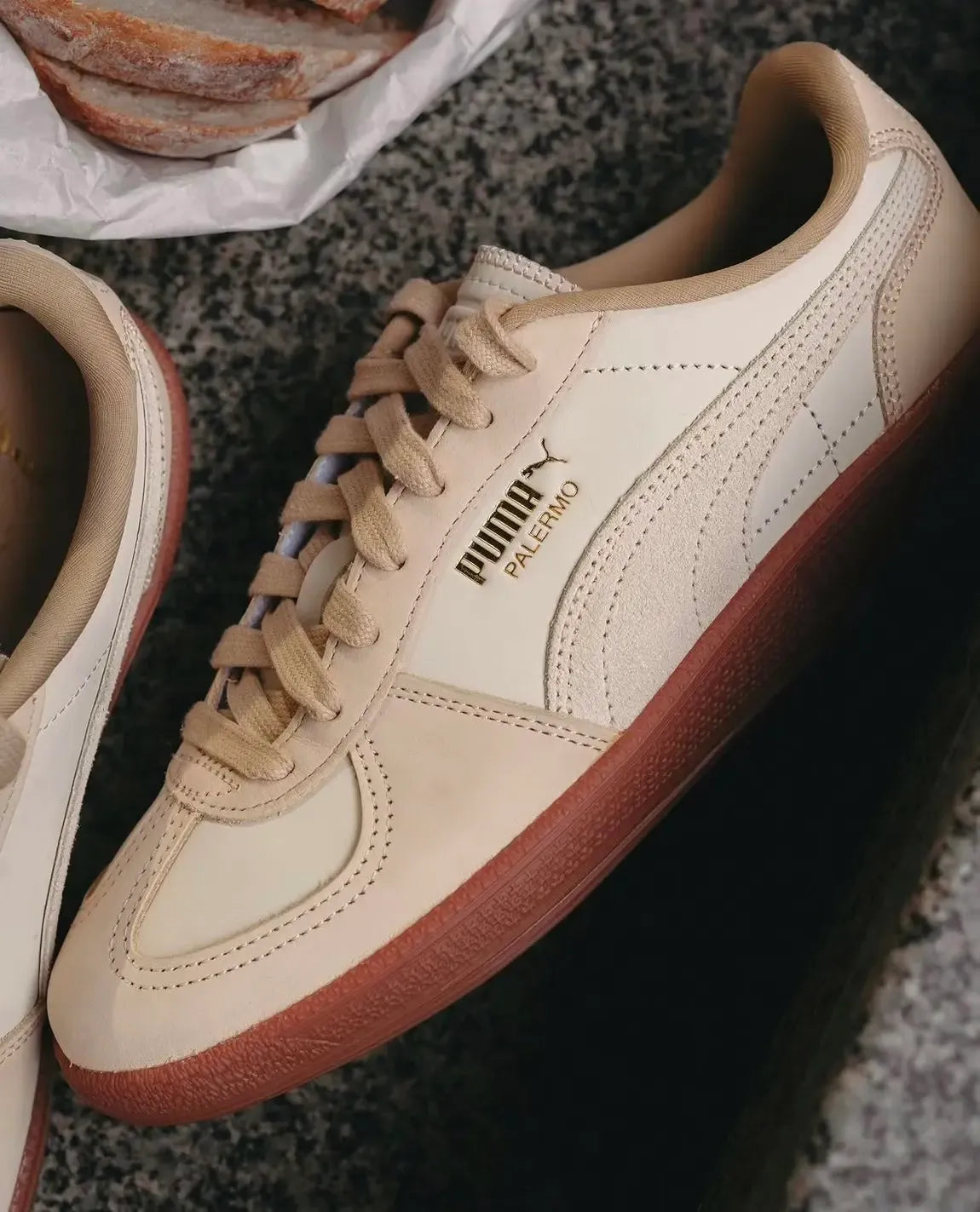 Material detail of PUMA Palermo LUX in Alpine Snow Canvas Gum