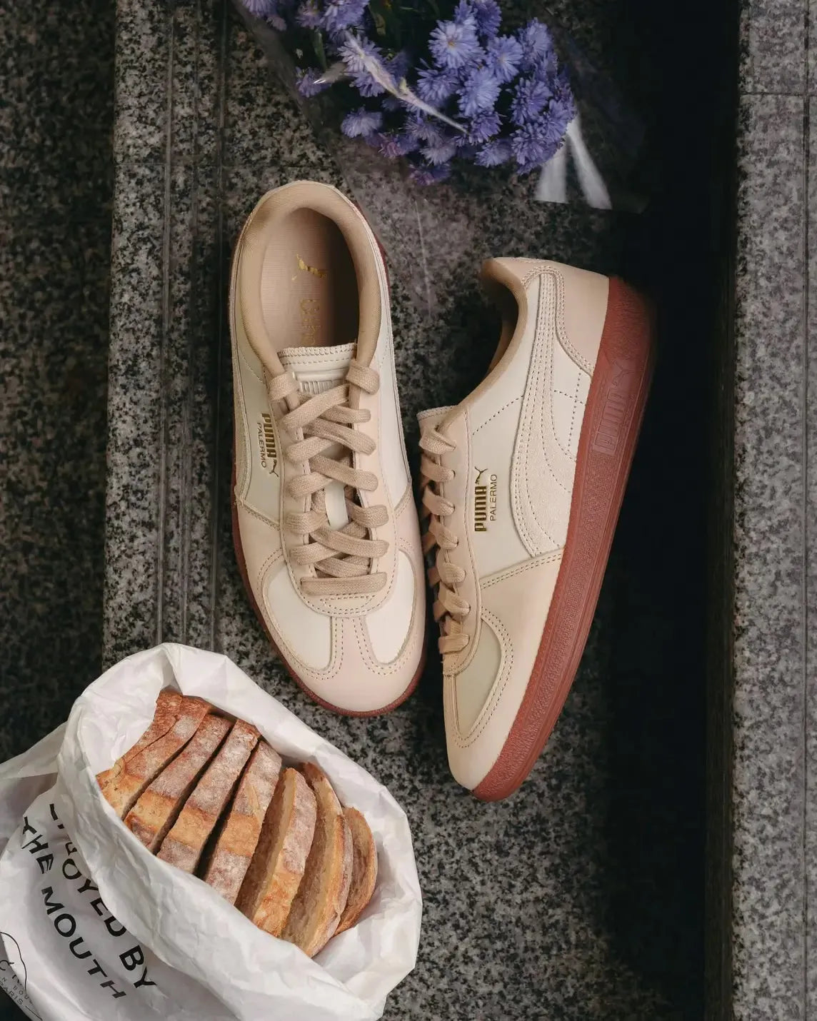 Lifestyle shot of PUMA Palermo LUX in Alpine Snow Canvas Gum