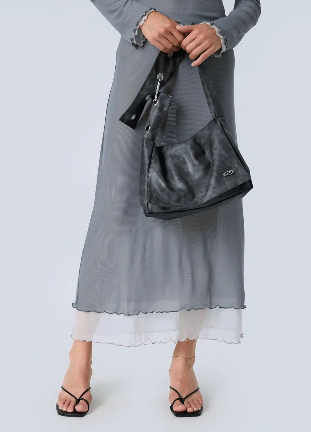 RESUME MiraRS Bag Dark Grey worn by model
