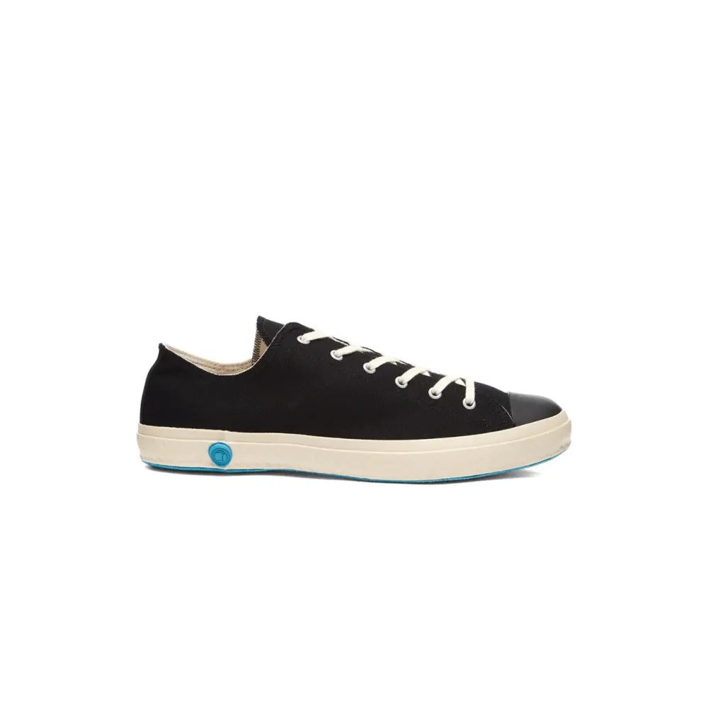 Shoes Like Pottery Low Black low-top canvas sneakers side view