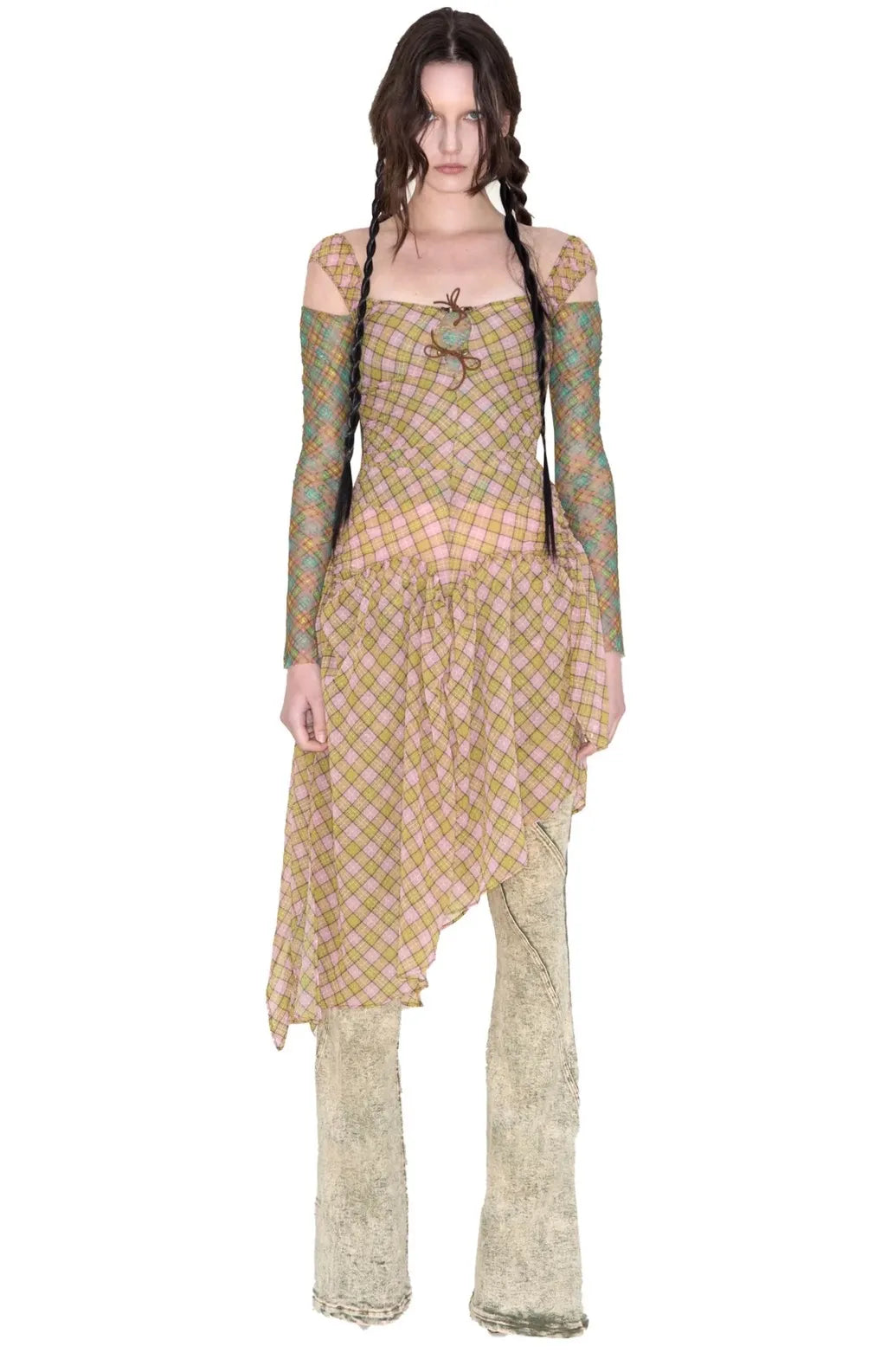 Taottao Plaid Puff Chiffon Asymmetrical Dress Fenlü worn by model