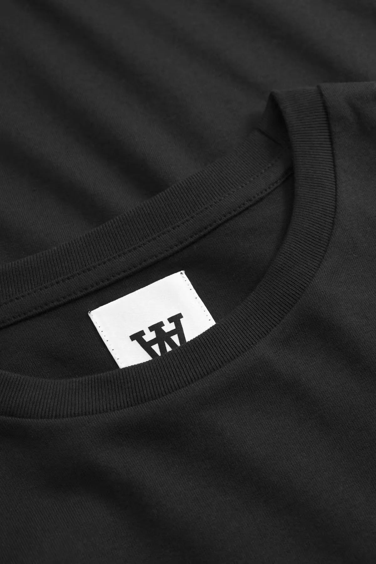 Wood Wood Ace T-Shirt Black Beauty neckline detail