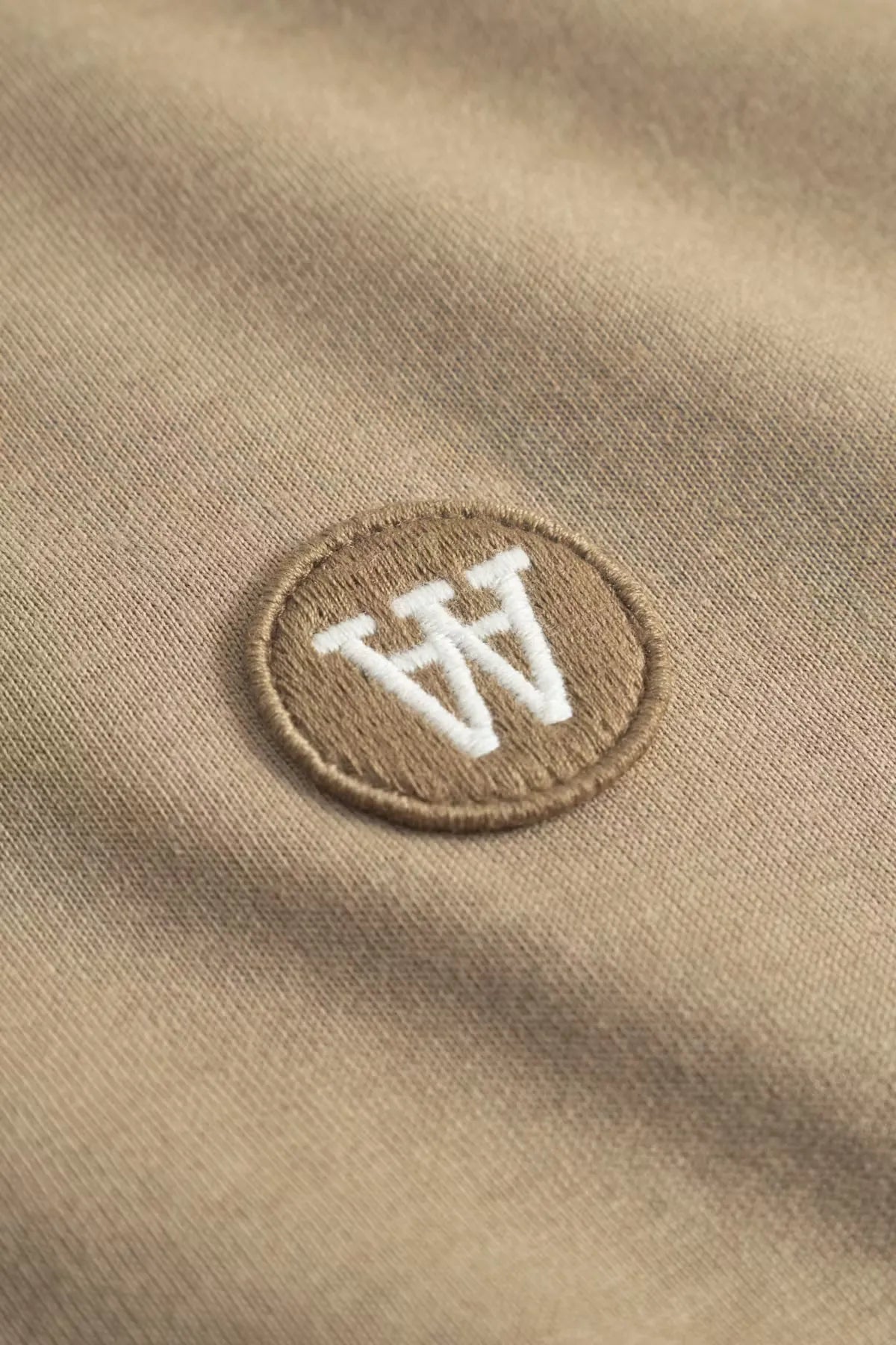 Wood Wood Ace T-Shirt Petrified Oak Nature chest logo detail