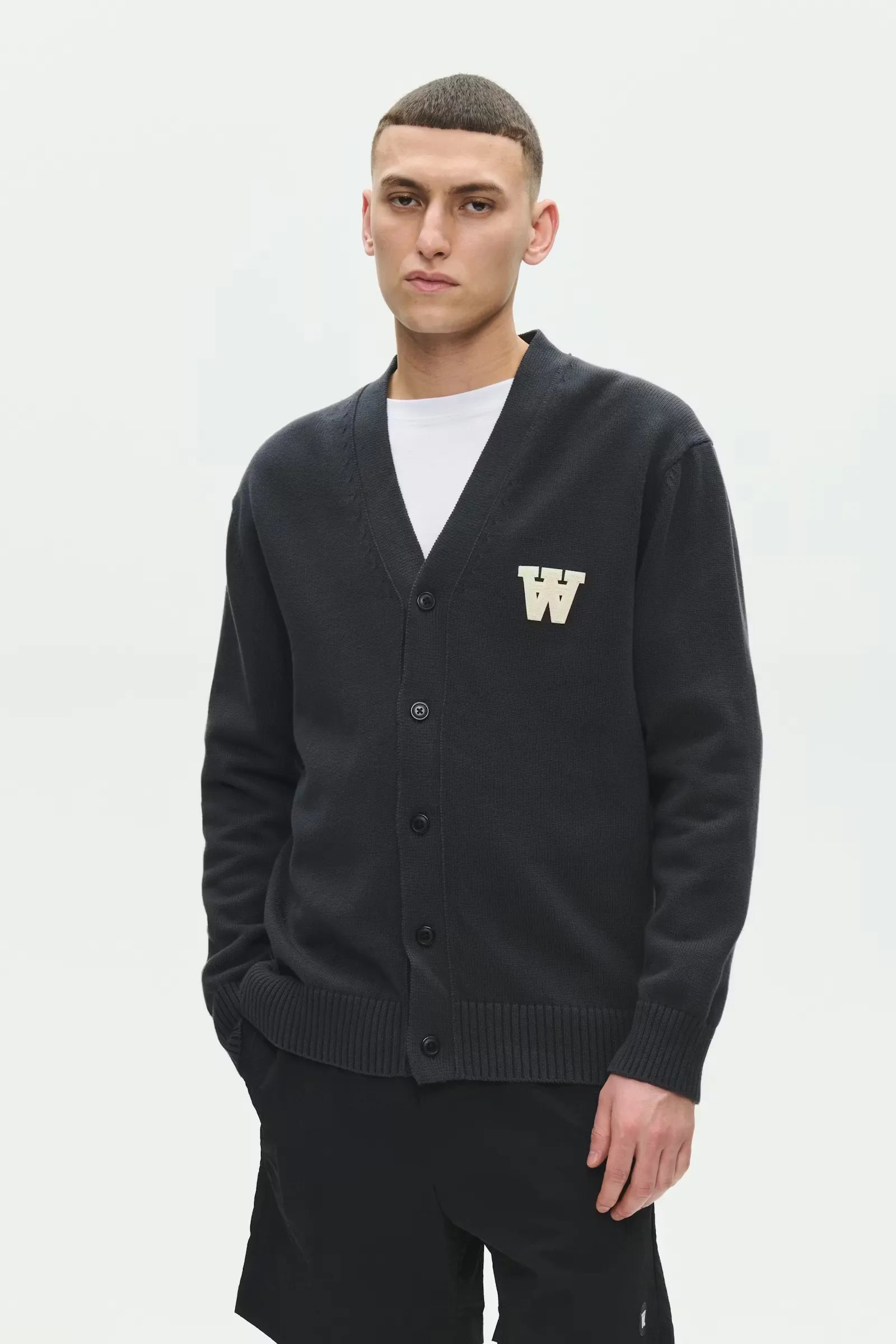 Wood Wood WW Tay Cardigan Pirate Black worn by model