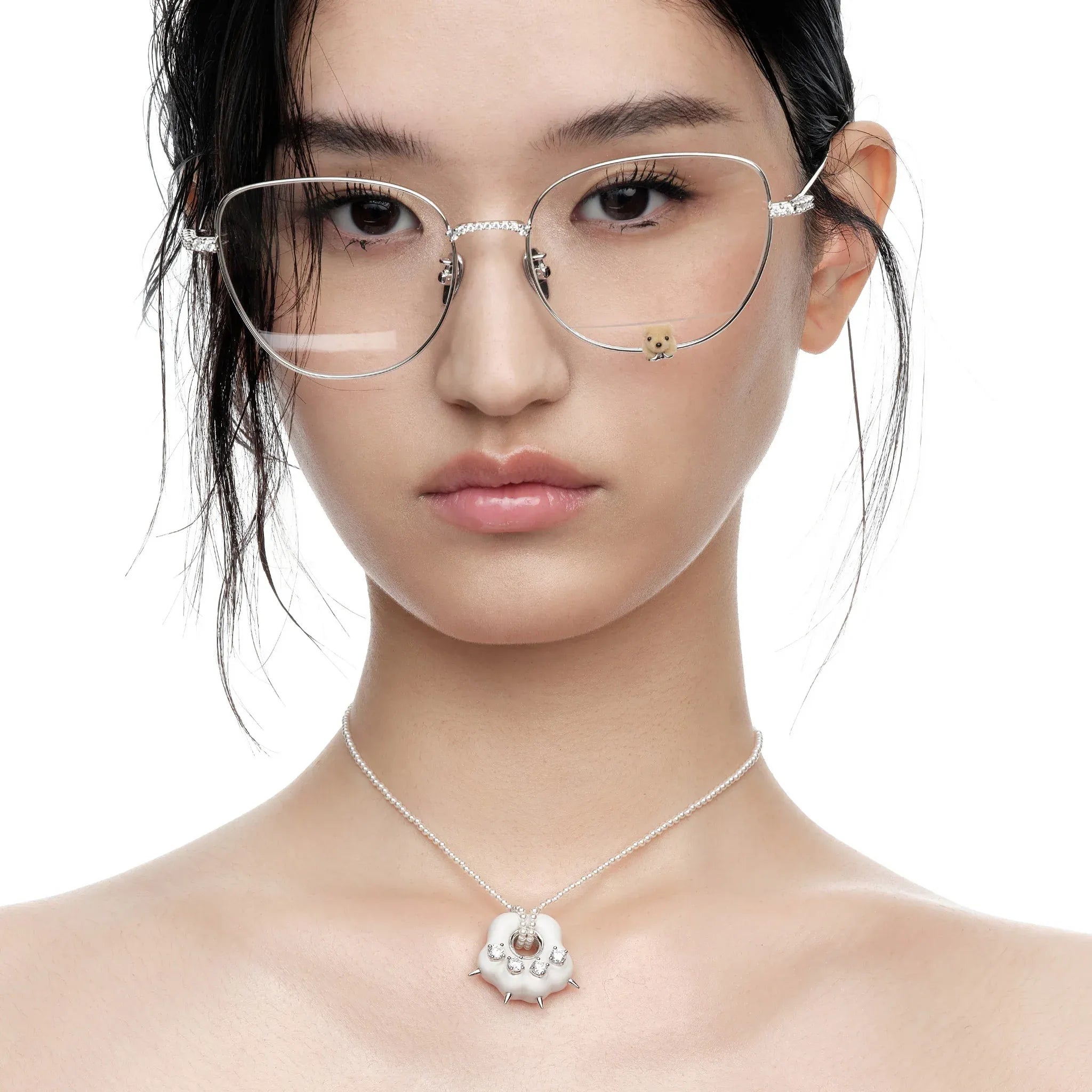 Front view model wearing YVMIN Paradise Flocked Bear Decoration Glasses at LAY Bangkok
