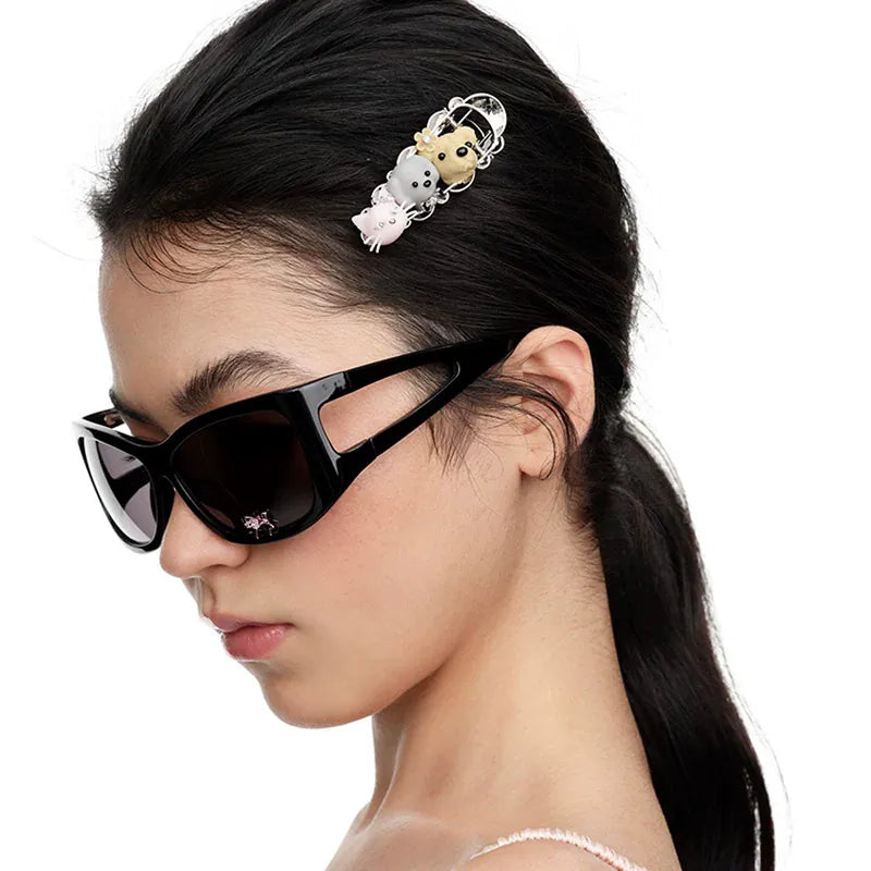 YVMIN Paradise Glasses Animals Hair Clip in Multi Color worn