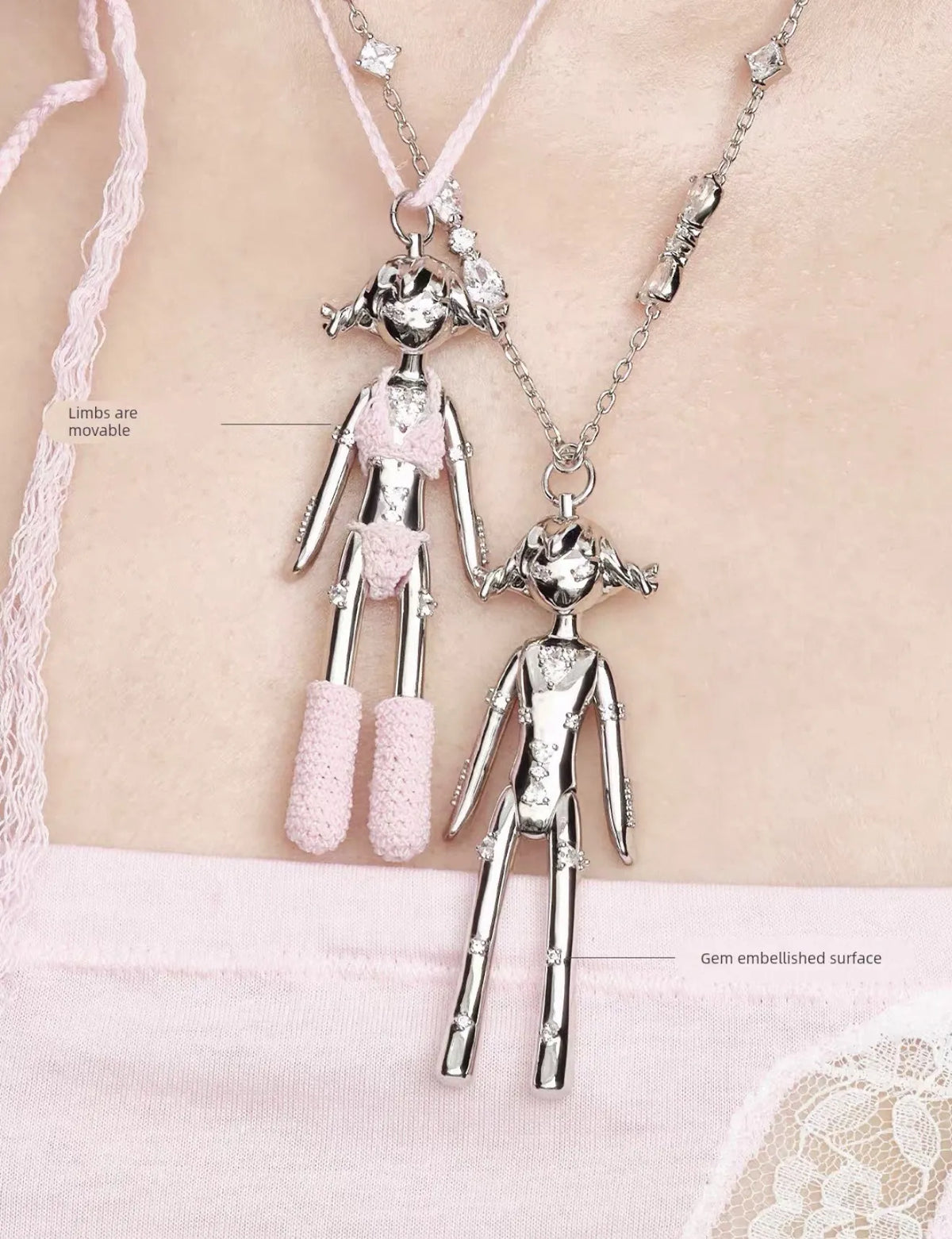YVMIN Small Girl Necklace สีเงิน มุมสวมใส่